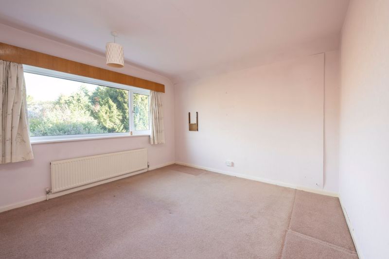 Dining room- click for photo gallery